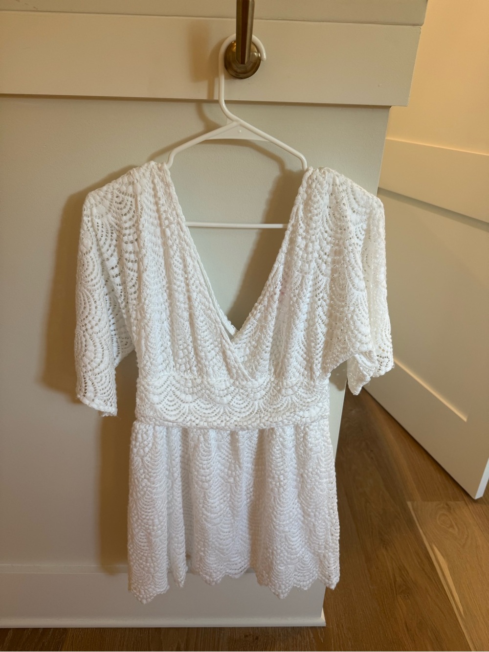 Lilly Pulitzer White eyelet Parigi romper with V-Neck